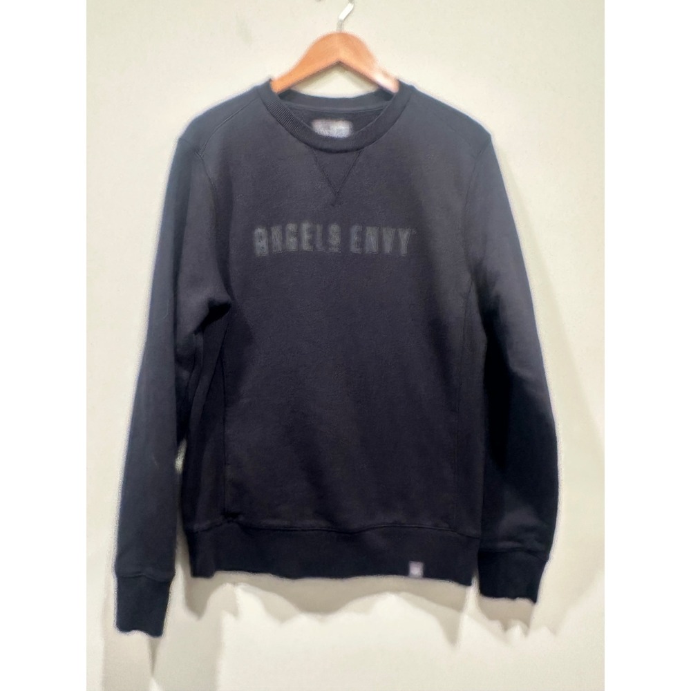 New Era Angels Envy Bourbon Whiskey Sweatshirt Mens Med Black Crewneck Pullover